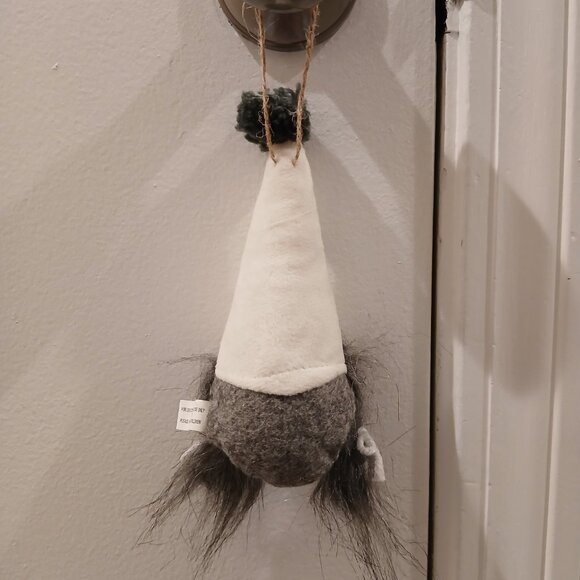 Christmas Decor Bundle - Gnomes, Snowman, Mitten & Star - Picture 8 of 11